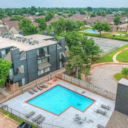 Cozy Updated Cove Of Heaven, 5Mins To Lake Hefner! أوكلاهوما سيتي المظهر الخارجي الصورة