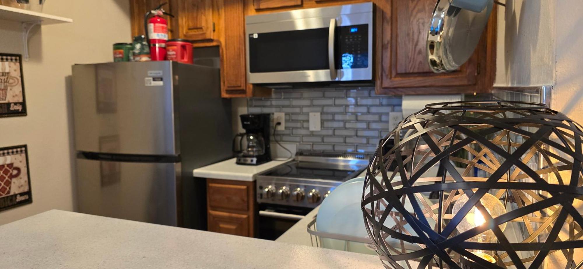 Cozy Updated Cove Of Heaven, 5Mins To Lake Hefner! أوكلاهوما سيتي المظهر الخارجي الصورة